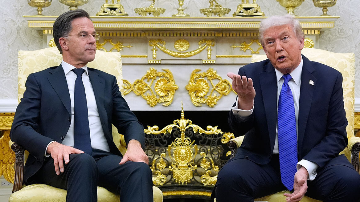 Σε εξέλιξη η κεκλεισμένων των θυρών συνάντηση Τραμπ - Ρούτε, στο τραπέζι η έξοδος των ΗΠΑ από το NATO: «Δοκιμάστηκε και απέτυχε» λέει ο Λευκός Οίκος