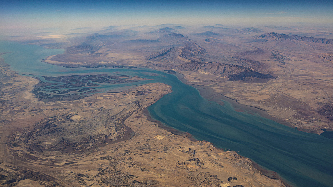 Ανάλυση: Το Ορμούζ δεν αρκεί - Σε πόσο καιρό θα αποκατασταθεί η παγκόσμια διακίνηση πετρελαίου, γιατί οι τιμές δεν θα επιστρέψουν σε προπολεμικά επίπεδα
