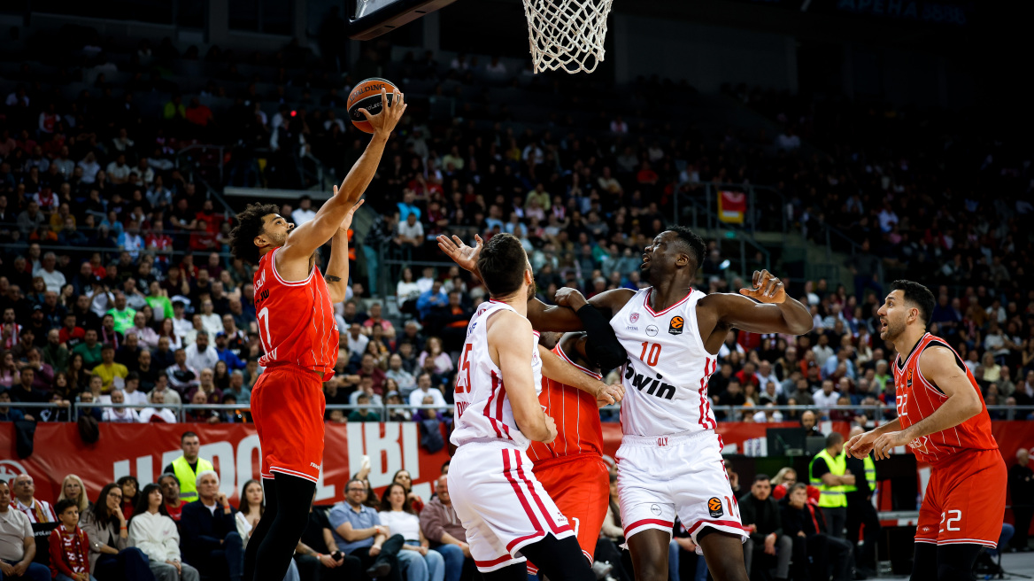 Μουστάφα Φαλ: Επέστρεψε μετά από 308 ημέρες στην ενεργό δράση, βίντεο 