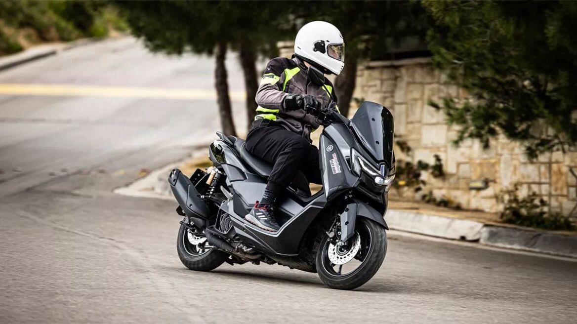 Δοκιμάζουμε το νέο Yamaha NMAX 155 με το «turbo boost» - Πόσο κοστίζει;