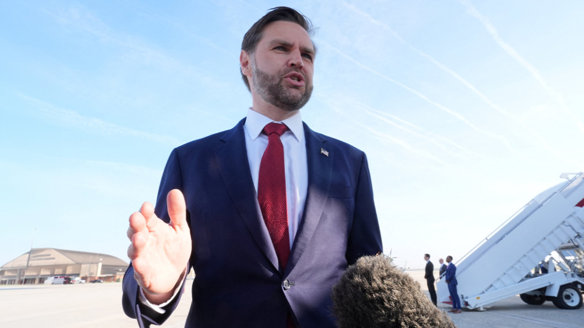 «Η μπάλα βρίσκεται στο γήπεδο της Τεχεράνης», δηλώνει ο Βανς - Οι ΗΠΑ απαιτούν από το Ιράν να παραδώσει  το εμπλουτισμένο ουράνιο