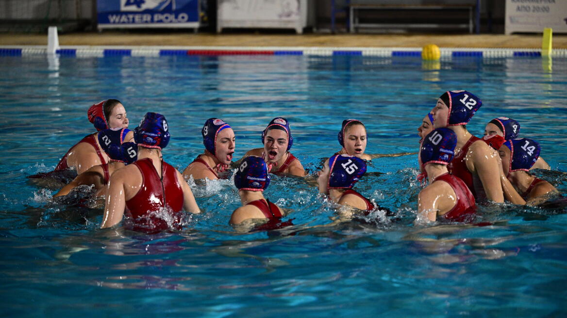 Αγκαλιά με την πρόκριση στο Final 4 του Τσάμπιονς Λιγκ πόλο γυναικών ο Ολυμπιακός, 17-12 την Σαμπαντέλ