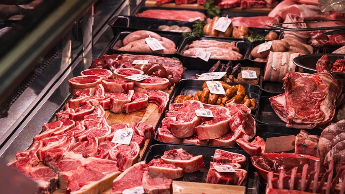 Τρία κρεοπωλεία για τα πασχαλινά ψώνια της τελευταίας στιγμής