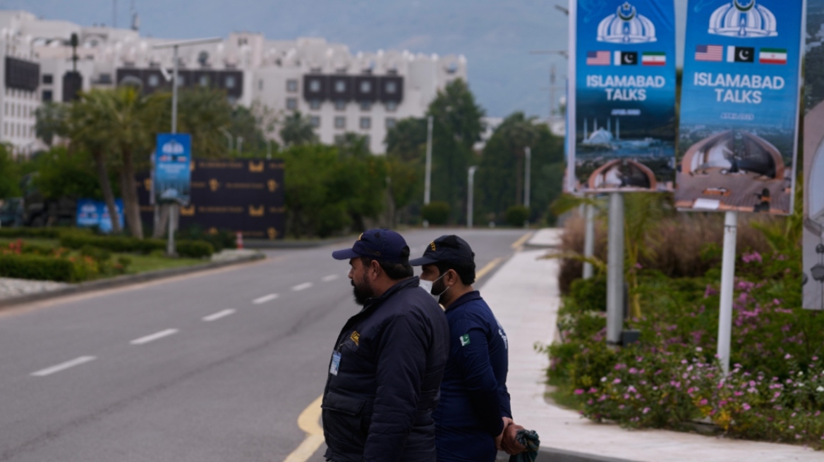 Ομάδες προετοιμασίας από ΗΠΑ και Ιράν έφτασαν στο Ισλαμαμπάντ, την Τετάρτη αναμένεται η άφιξη Βανς, στέλνει γκρουπ διαπραγμάτευσης και η Τεχεράνη