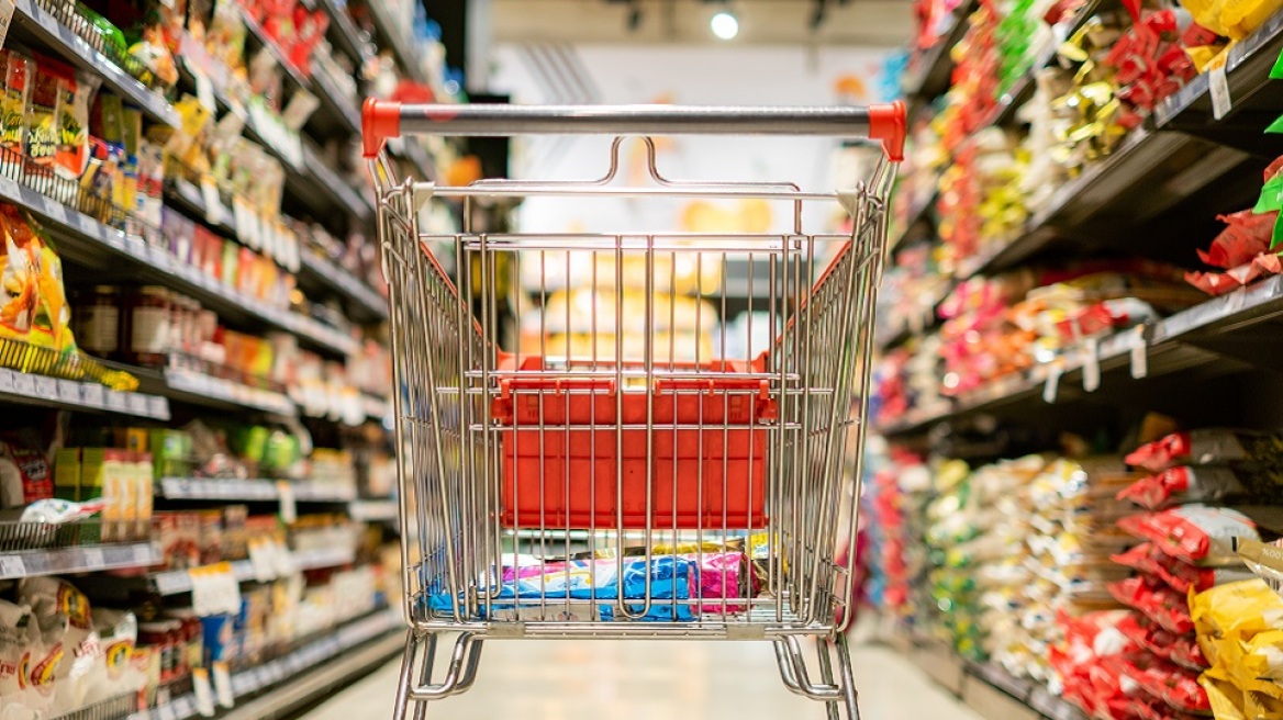 ΙΕΛΚΑ: 6 στους 10 αναβάλλουν αγορές, το 55% πιέζεται από τις ανατιμήσεις σε καύσιμα - ενέργεια