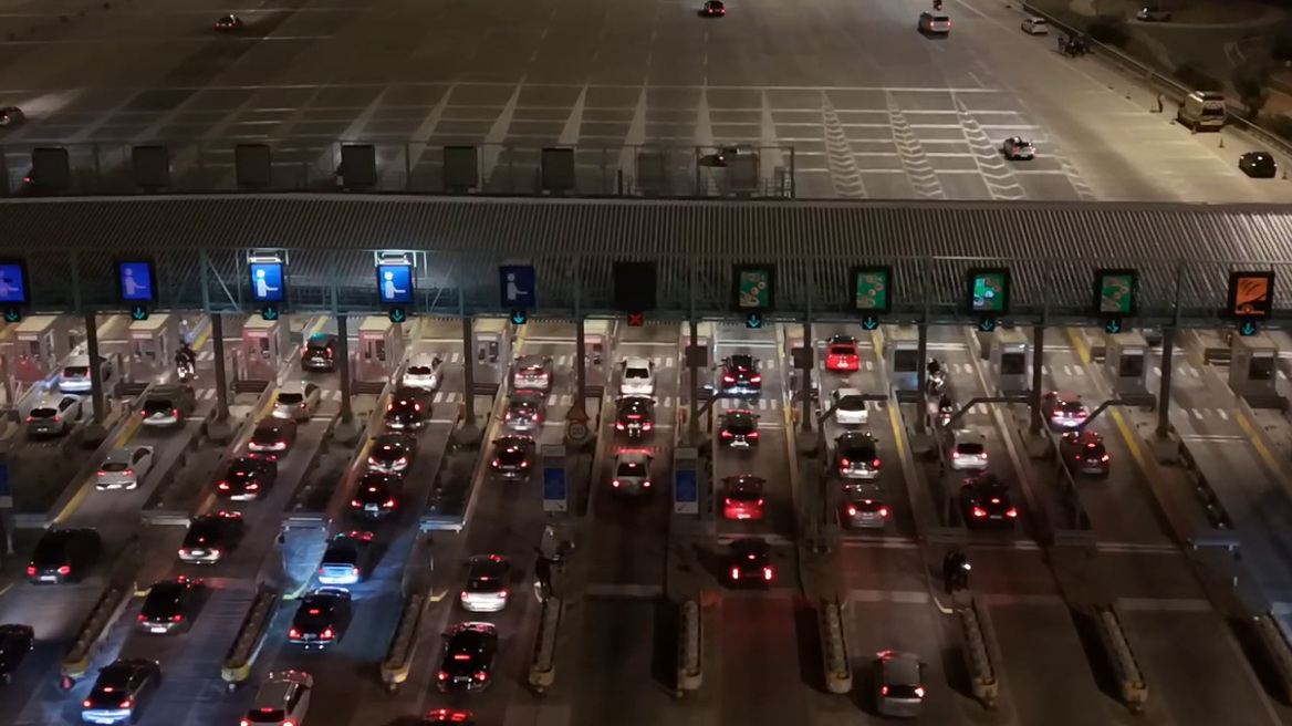 Δείτε live την κίνηση: Μετ’ εμποδίων η επιστροφή των εκδρομέων του Πάσχα στην Αθήνα, έφτασαν τα 50 χιλιόμετρα οι ουρές στην Κινέτα    