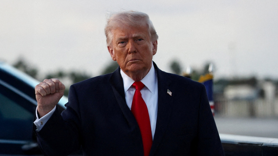 «Θα εξολοθρεύσουμε όποιο πλοίο πλησιάσει» απειλεί ο Τραμπ για τα Στενά του Ορμούζ - Σε ισχύ ο ναυτικός αποκλεισμός από τις ΗΠΑ