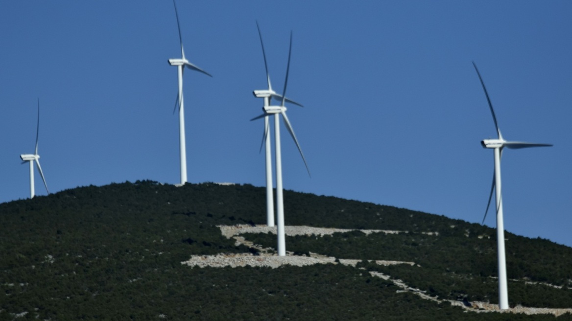 Διεθνής έρευνα: Φθηνότερο ρεύμα υπόσχονται οι ΑΠΕ σε συνδυασμό με μπαταρίες έναντι των συμβατικών πηγών παραγωγής