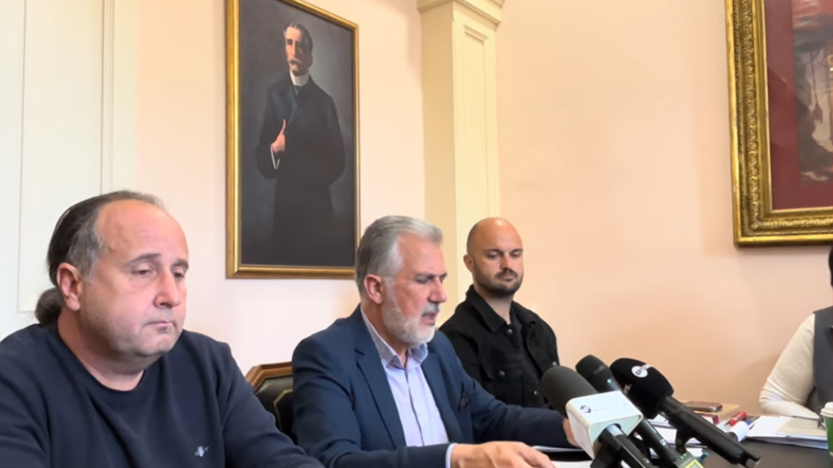 «Η αντίδρασή μου ήταν της στιγμής, θέλω να εκφράσω τη λύπη μου για ό,τι συνέβη», λέει ο δήμαρχος Κέρκυρας για το on air επεισόδιο