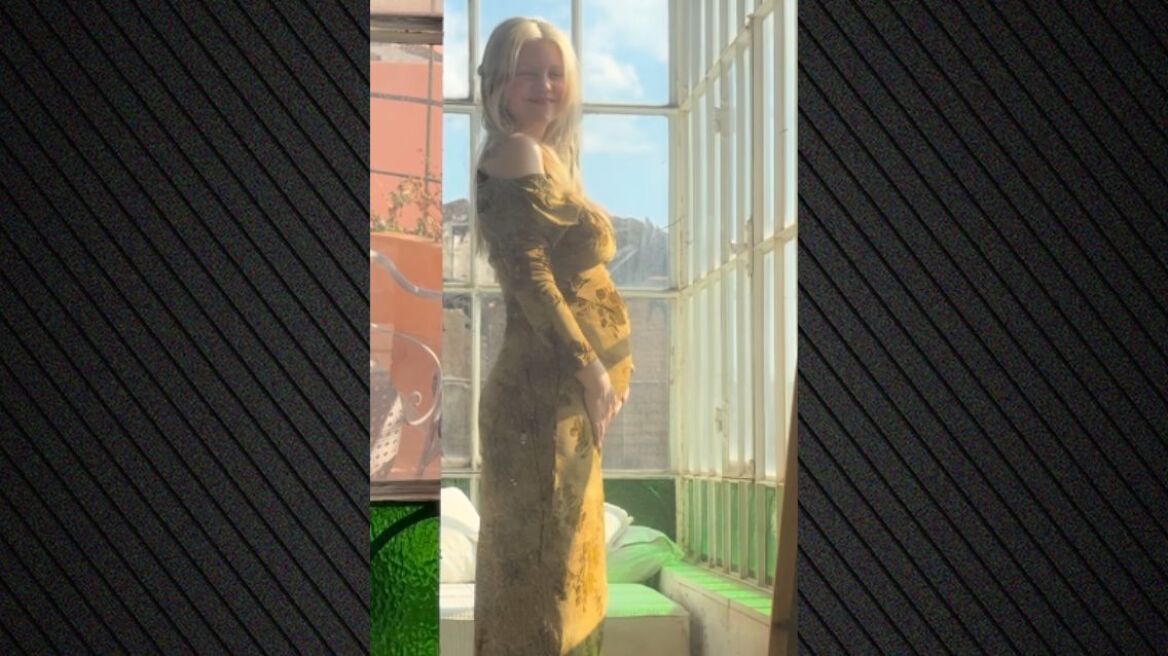 Η Λίλα Μπακλέση ανακοίνωσε ότι είναι έγκυος, δείτε βίντεο