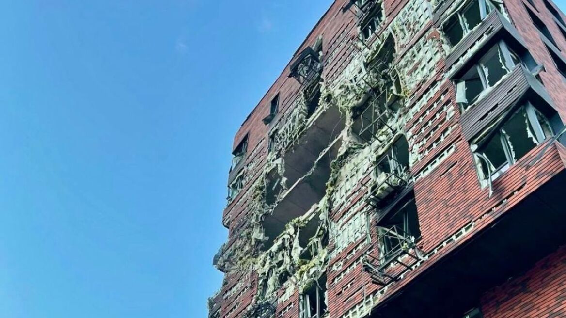 Ένας νεκρός και επτά τραυματίες από επίθεση της Ρωσίας κατά της Ουκρανίας με πάνω από 300 drones και πυραύλους