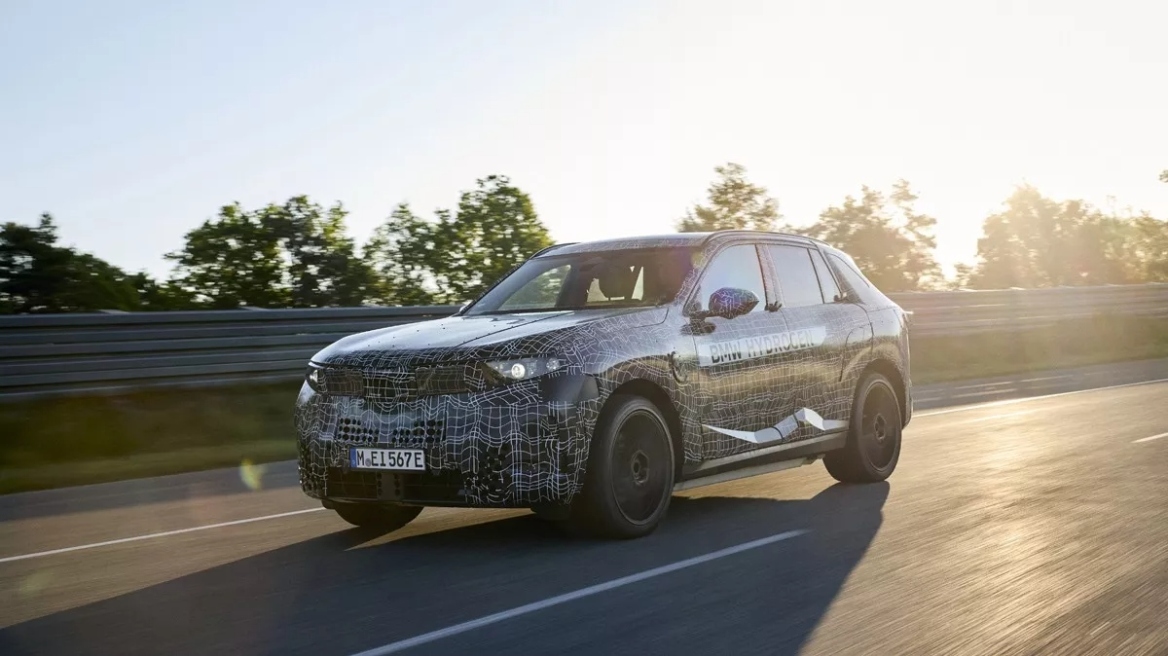 Αυτονομία 700 χιλιομέτρων για την BMW iX5 Hydrogen