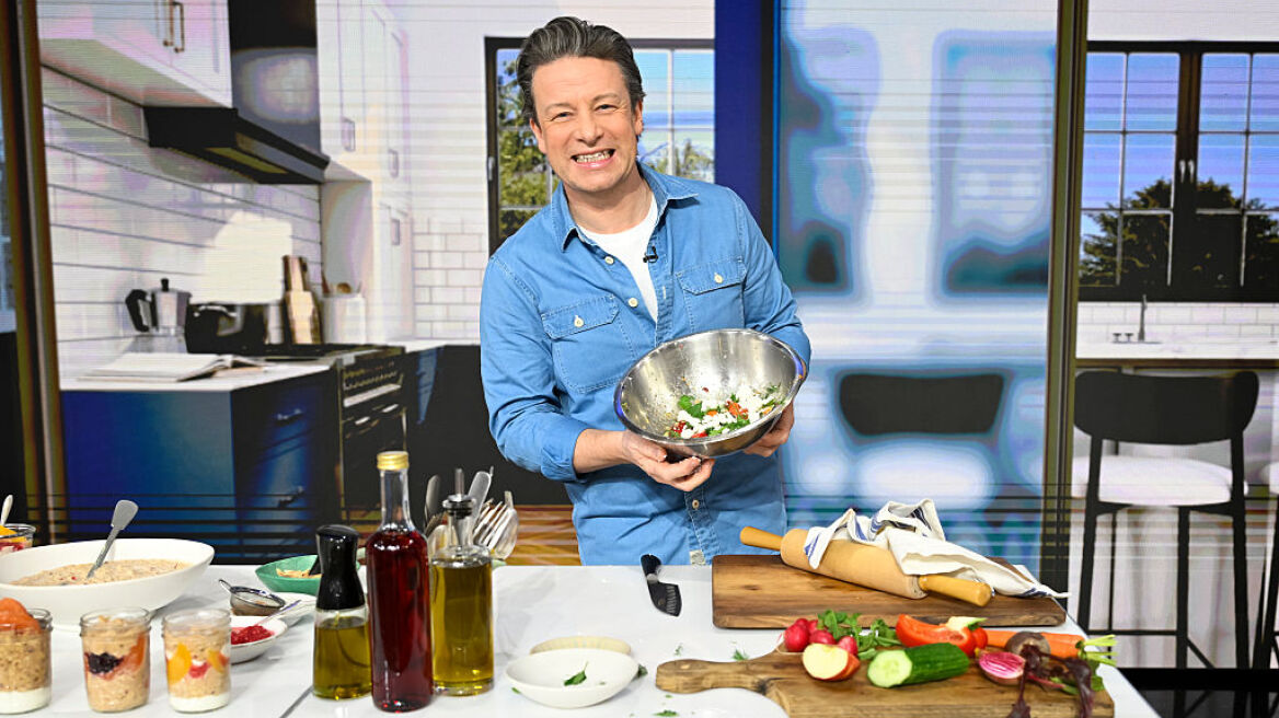 Ο Τζέιμι Όλιβερ στην Αθήνα: «Νιώθω πολλή αγάπη εδώ. Όλοι με υποδέχονται θερμά» (βίντεο)
