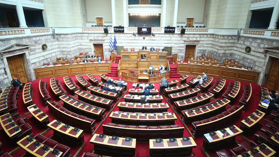 Ψηφίστηκε το νομοσχέδιο για τον νέο Κώδικα Χωροταξίας - Νίκος Ταγαράς από τη Βουλή