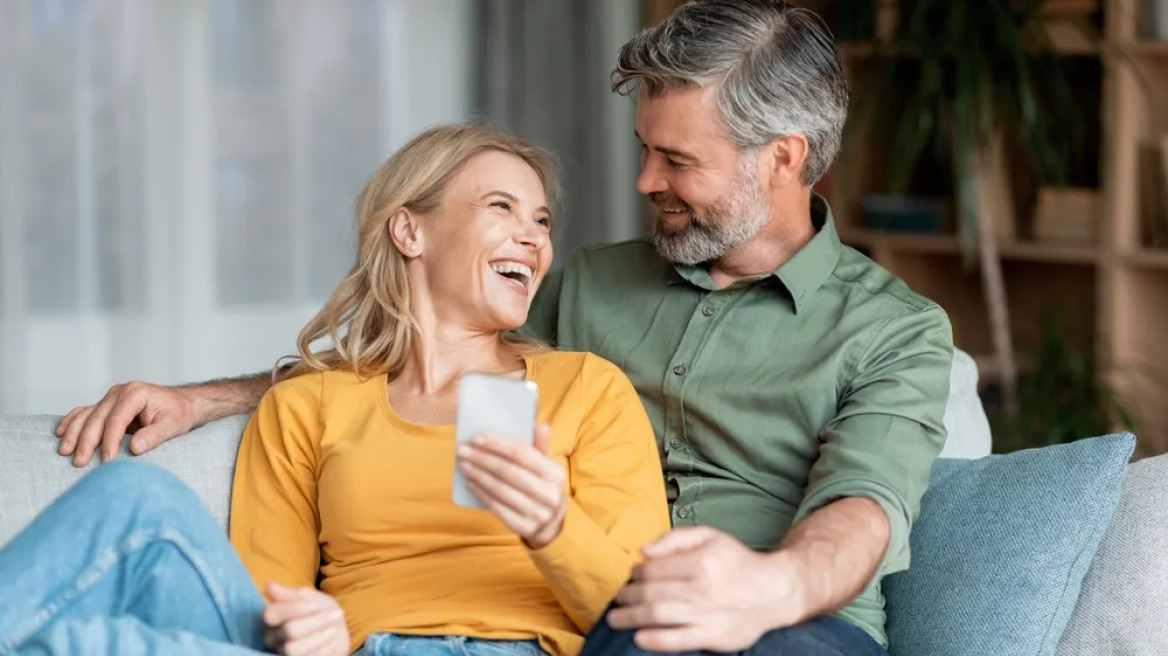 Γάμος: Πώς συνδέεται με τη συχνότητα εμφάνισης καρκίνου; Οι ειδικοί του ΕΚΠΑ εξηγούν