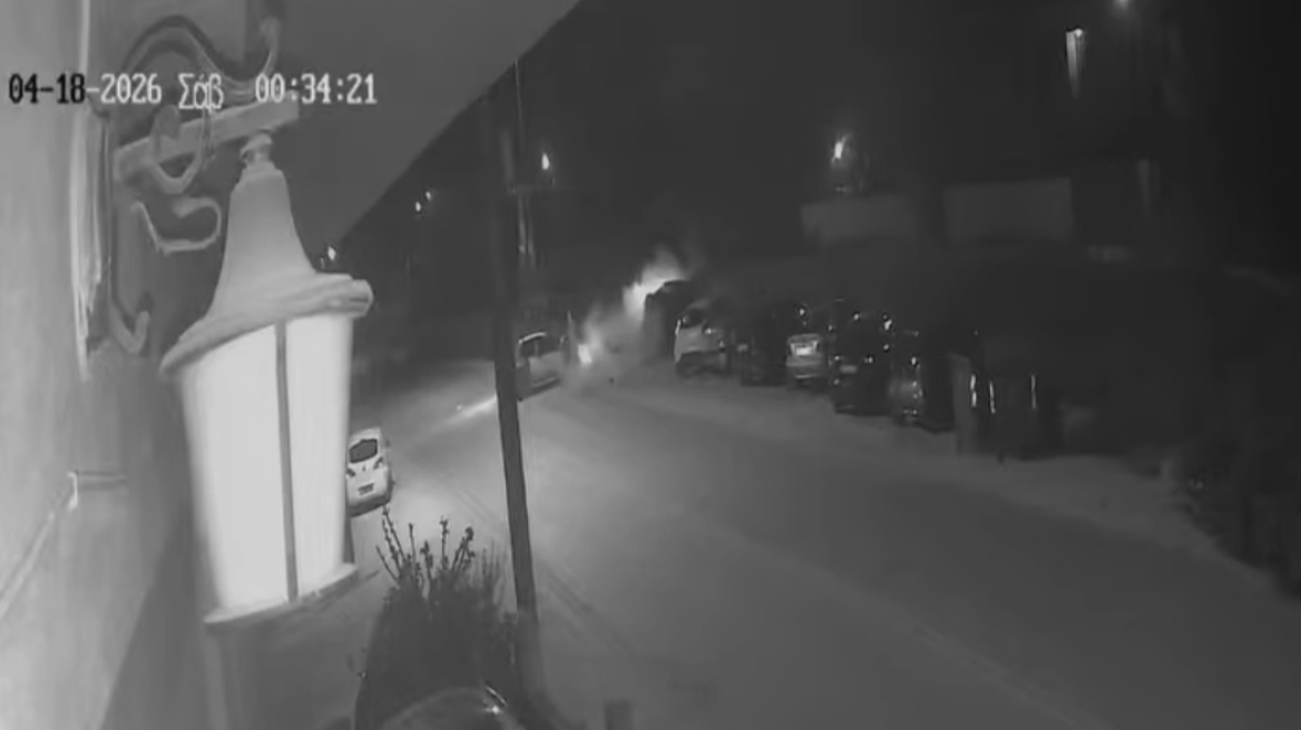 Βίντεο: Πλαγιομετωπική σύγκρουση στην στροφή πριν το Κανταρέ στην εθνική Κορίνθου–Πατρών