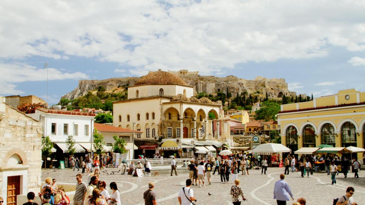 
Με ιστορικό ρεκόρ άνοιξε η χρονιά για τον ελληνικό τουρισμό