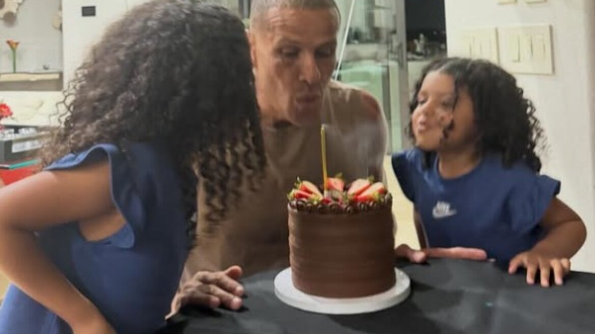 Ριβάλντο: Έσβησε 54 κεράκια ο Βραζιλιάνος θρύλος, δείτε φωτογραφίες 
