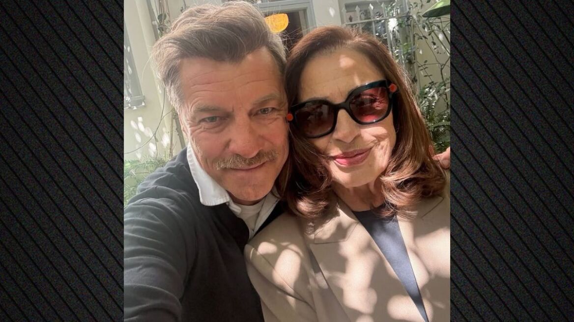 Η σέλφι του Γιάννη Στάνκογλου με τη Χαρούλα Αλεξίου: «Τεράστιος θαυμασμός»
