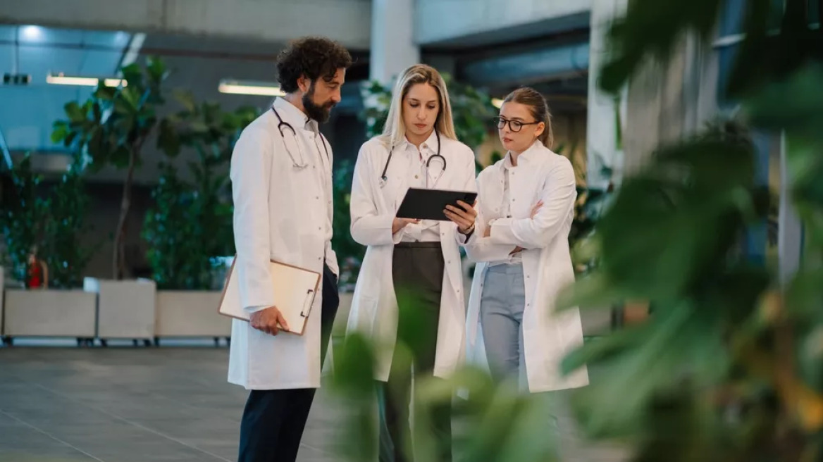 Τα Επείγοντα στην Ελλάδα λειτουργούν σε συνθήκες μόνιμης κρίσης – Τι πρέπει να γίνει
