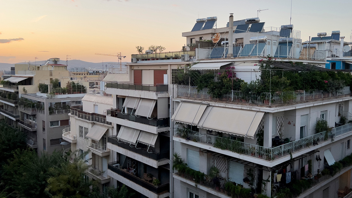 Πονοκέφαλος στις πολυκατοικίες οι παράλληλες εγκαταστάσεις για  οπτικές ίνες, παρέμβαση του υπ. Ψηφιακής Διακυβέρνησης ζητούν οι ιδιοκτήτες ακινήτων