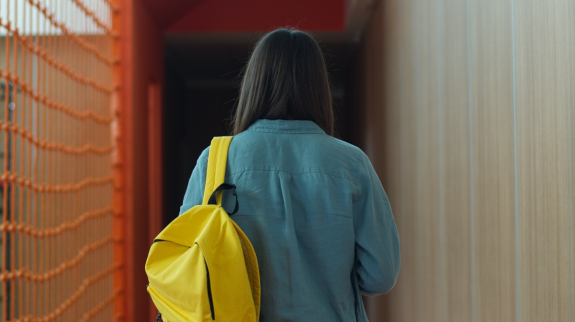 «Εγώ ξέρω τι συνέβη στην 17χρονη που έδωσε τη μεγάλη βουτιά στον Ισθμό»
