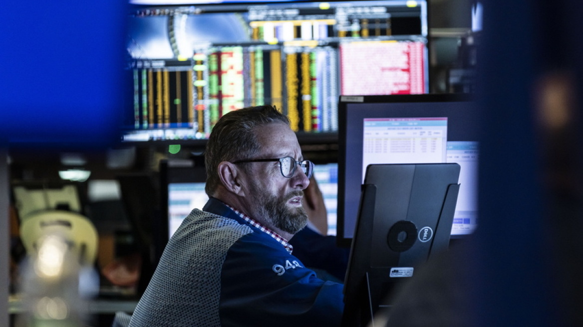 Wall Street: Νέα πτώση στoυς δείκτες καθώς εντείνεται η κρίση στα Στενά του Ορμούζ