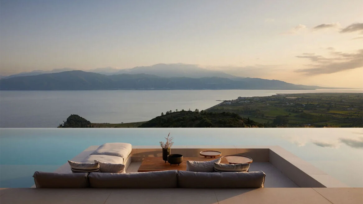 Δύο εντυπωσιακές design κατοικίες στη Ναύπακτο