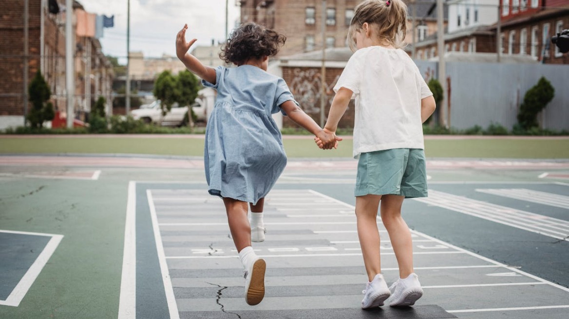 Φινλανδία: Μια απλή αλλαγή στις παιδικές χαρές βελτίωσε την υγεία των παιδιών

