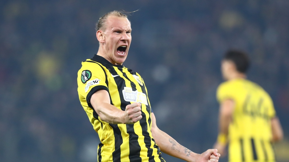 ΑΕΚ: Ανανεώνει για ακόμα έναν χρόνο ο Βίντα
