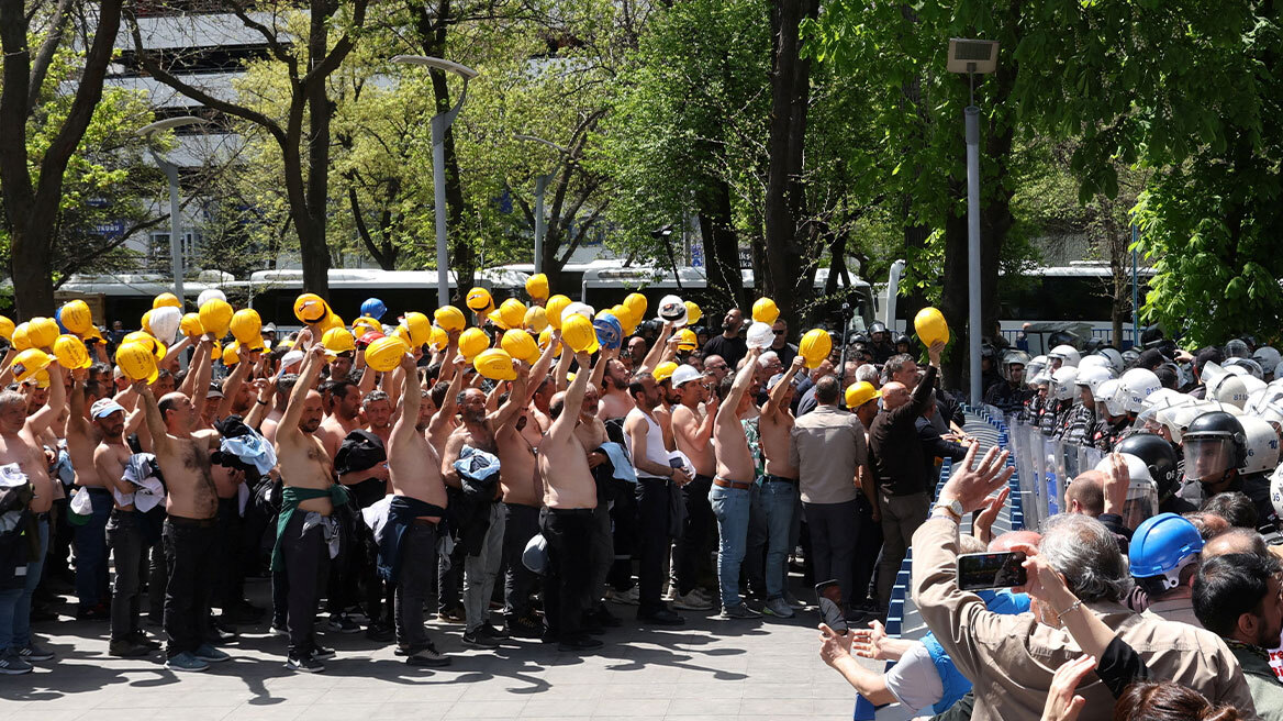Οι 110 απλήρωτοι ανθρακωρύχοι στη Τουρκία τερμάτισαν την απεργία πείνας που ξεκίνησαν στις 12 Απριλίου
