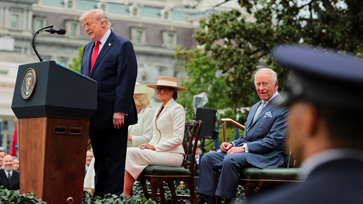 Ο Τραμπ υποδέχτηκε τον Κάρολο στον Λευκό Οίκο, «η μητέρα μου ήταν τσιμπημένη μαζί σου» του είπε, δείτε βίντεο