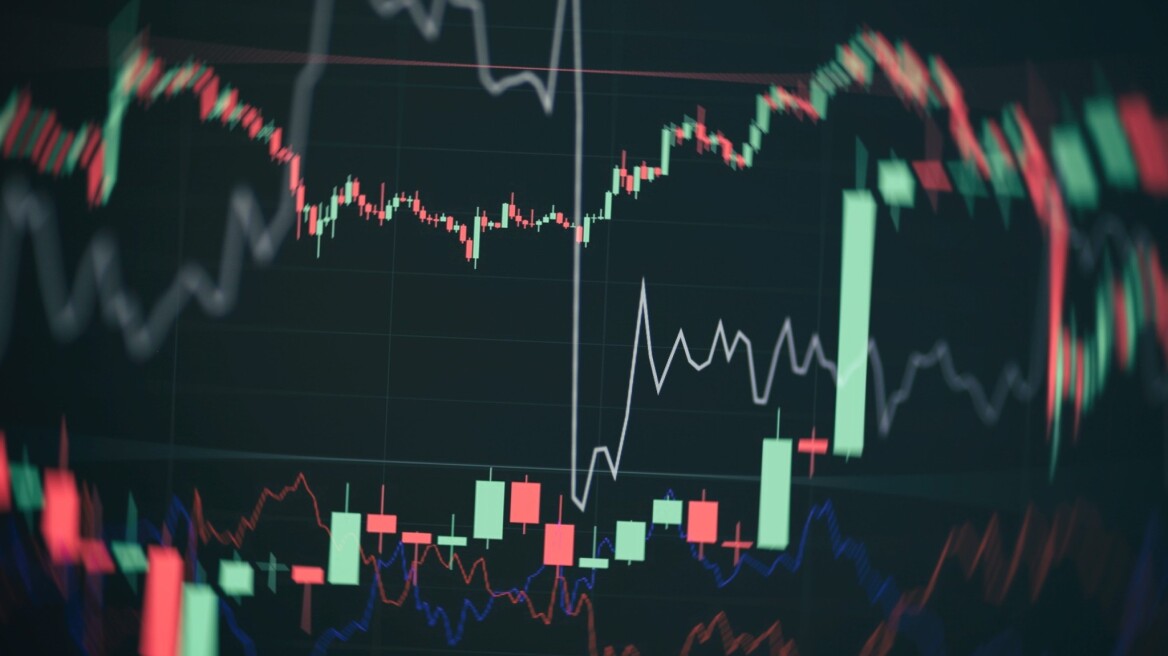 Bloomberg: Οι 5 λόγοι που οι αγορές αντέχουν στο «σφυροκόπημα» του πολέμου στη Μέση Ανατολή	
