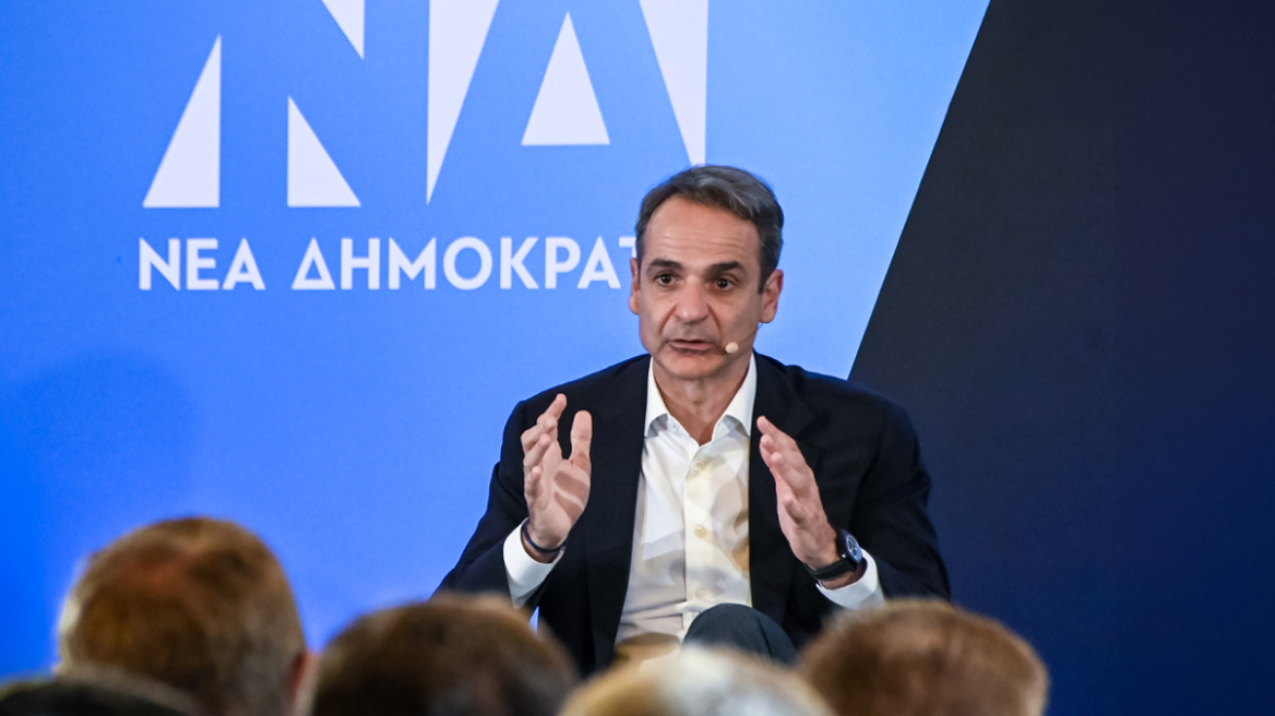 Το Μαξίμου υπερασπίζεται το επιτελικό κράτος, αλλά δεν ανοίγει «μέτωπο» με τους βουλευτές της ΝΔ