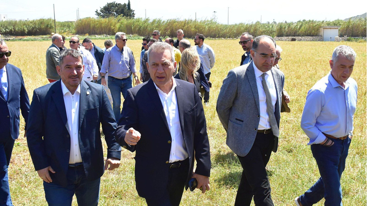 Επενδύσεις 3,75 εκατ. ευρώ για νέες αθλητικές υποδομές σε Πάρο και Κυκλάδες
