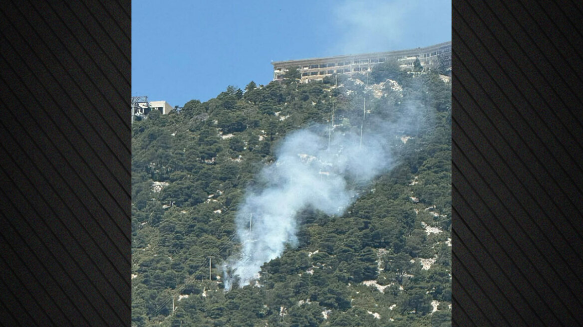 Οροθετήθηκε η φωτιά στην Πάρνηθα, επιχείρησαν ισχυρές δυνάμεις της πυροσβεστικής, δείτε βίντεο
