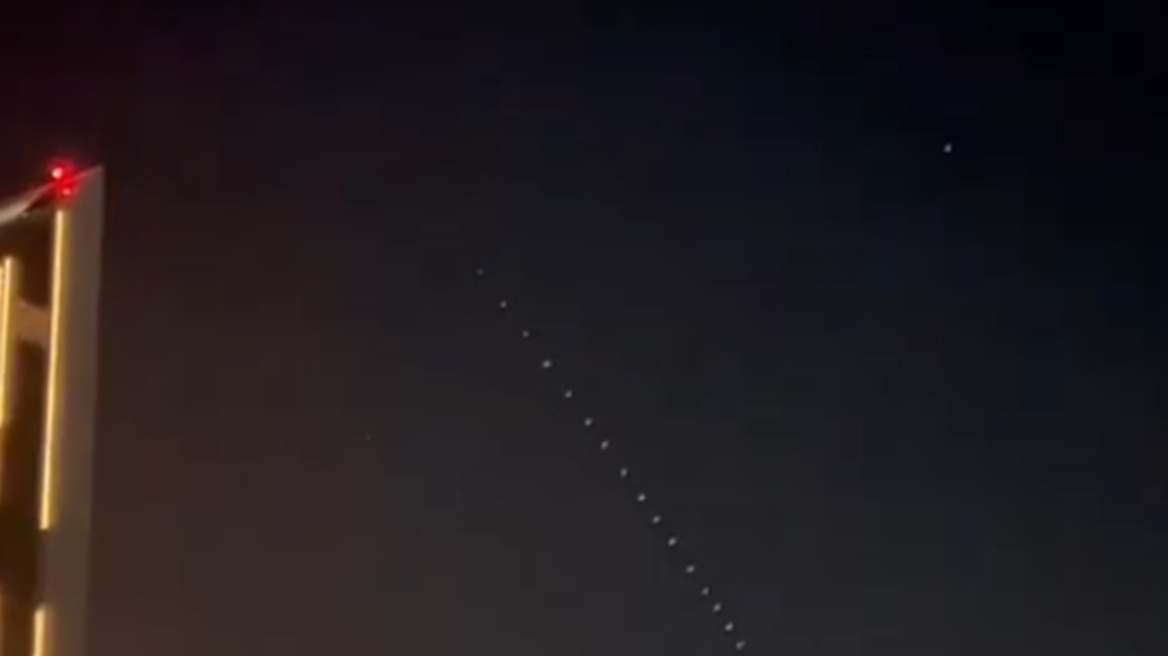 Φωτεινό «τρένο» δορυφόρων Starlink πέρασε πάνω από την Κύπρο, δείτε βίντεο