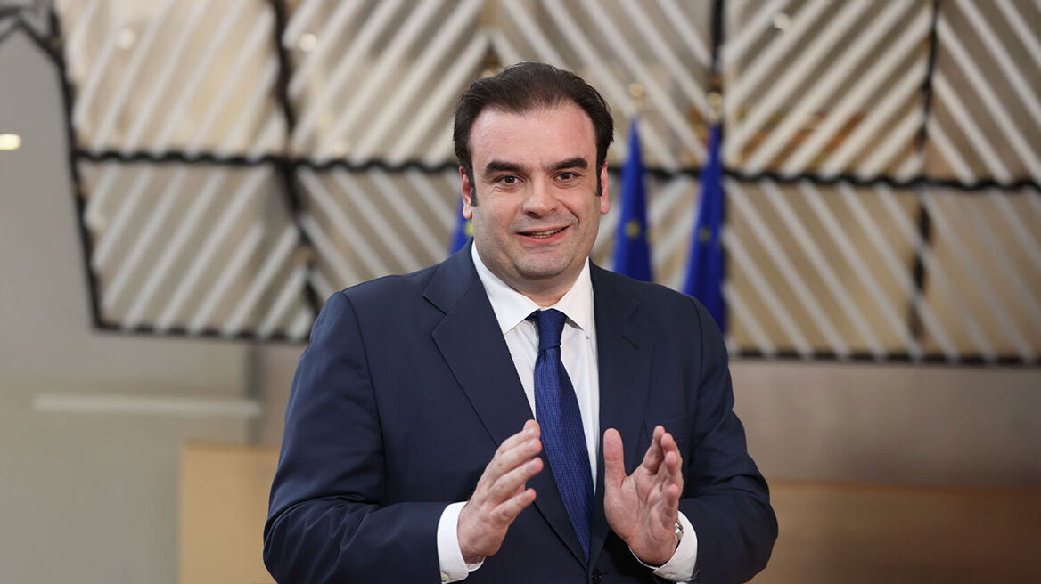 Πιερρακάκης: Η Ελλάδα αποπληρώνει 6,9 δισ. ευρώ χρέους τον Ιούνιο