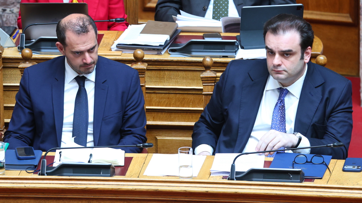 Βουλή: Υπερψηφίστηκε στην Ολομέλεια το φορολογικό νoμοσχέδιο
