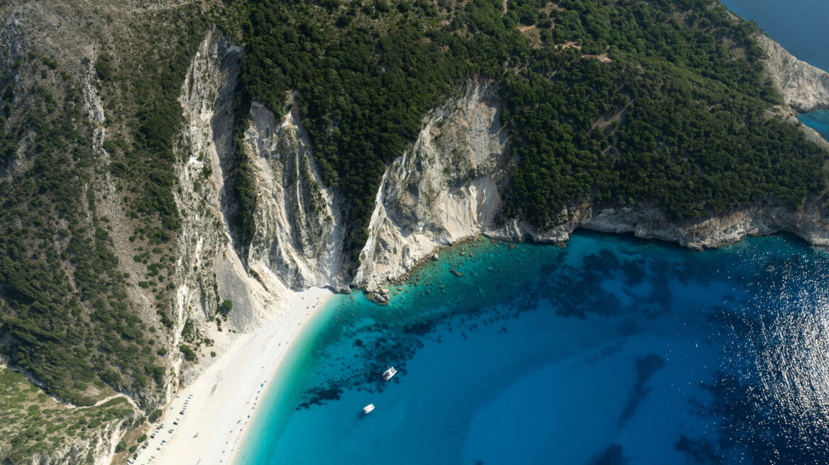Διακοπές στην Κεφαλονιά, το αρχοντικό νησί του Ιονίου: Ένας πλήρης οδηγός εμπειριών