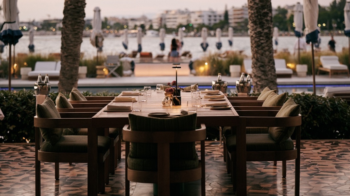 Τι συμβαίνει όταν ο Έκτορας Μποτρίνι και ο Μανώλης Παπουτσάκης μαγειρεύουν μαζί