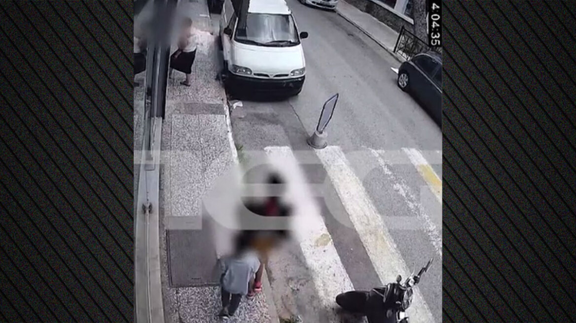 Παιδιά 8 και 16 ετών λήστεψαν 72χρονη έξω από το σπίτι της στο Μενίδι, δείτε βίντεο 
