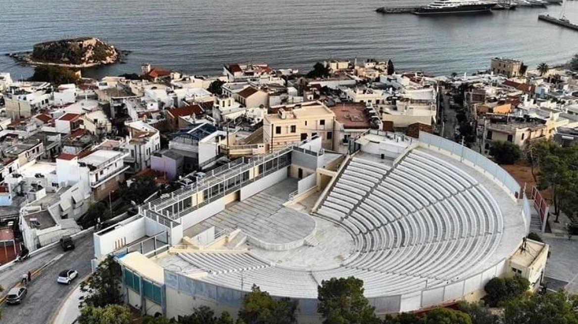 Βεάκειο: Συναυλίες και δημοφιλείς παραστάσεις στο φετινό καλοκαιρινό του πρόγραμμα