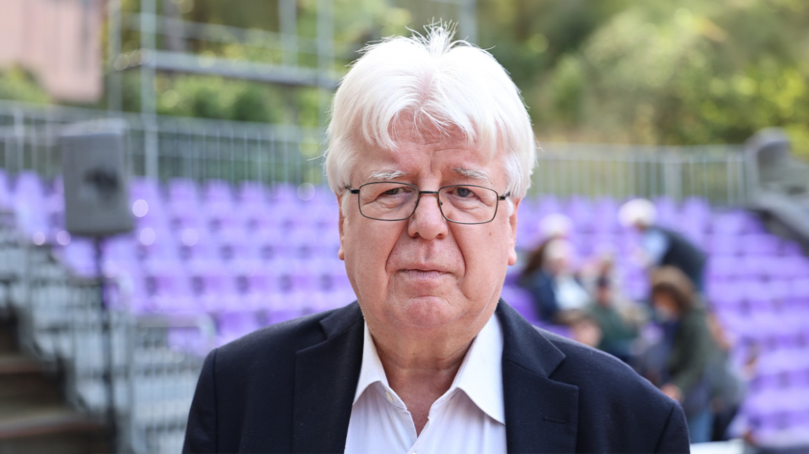 Αρχίζει το ματς: Ο συντάκτης του μανιφέστου Τσίπρα απαντά στο ΠΑΣΟΚ για τα περί συγκυβέρνησης με τη ΝΔ