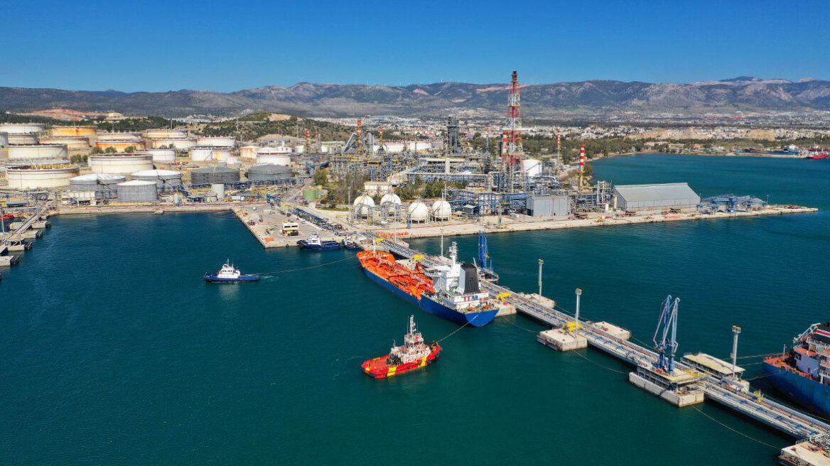 Μοtor Oil: Το deal με τους Ελβετούς που φέρνει αμερικανικό LNG στην Κόρινθο