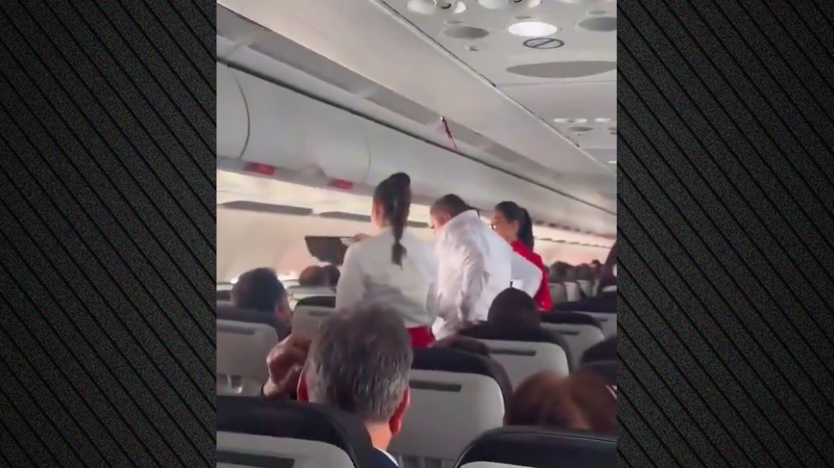Πανικός σε πτήση στην Κολομβία: Επιβάτες κλαίνε και προσεύχονται μετά από δύο αποτυχημένες προσγειώσεις, δείτε βίντεο