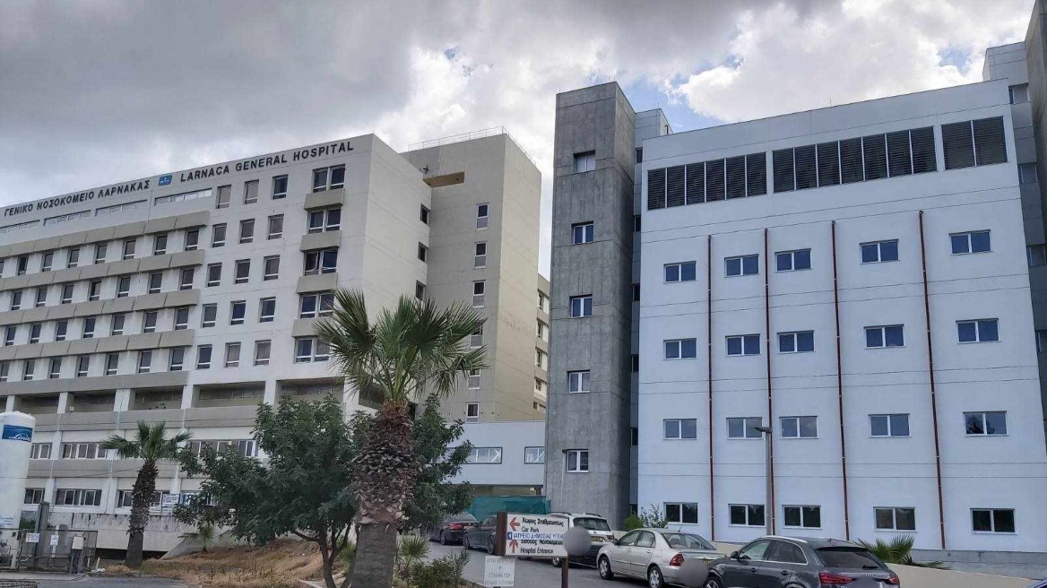 Αναζητούσε τον πατέρα του επί δύο μήνες, τελικά τον βρήκε στα αζήτητα του νεκροτομείου στο νοσοκομείο Λάρνακας