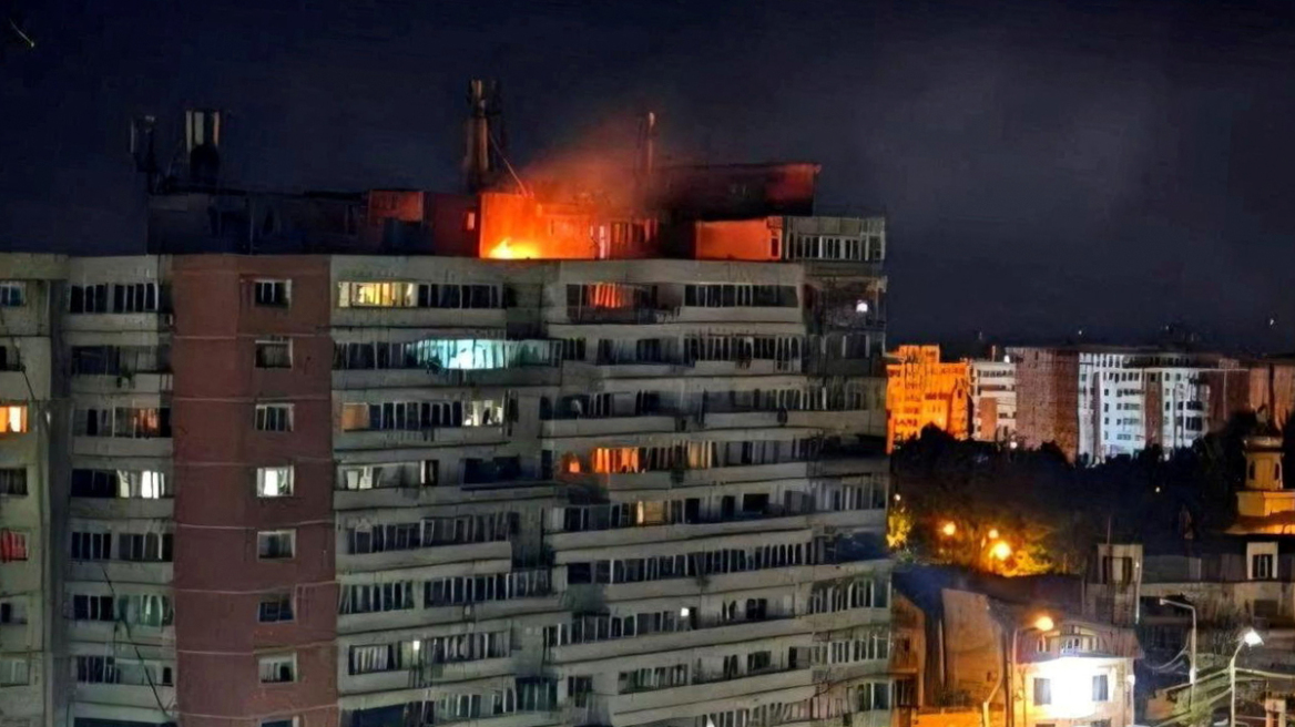 Συναγερμός στη Ρουμανία από τη συντριβή ρωσικού drone σε πολυκατοικία: Κλήθηκε για εξηγήσεις ο Ρώσος πρέσβης