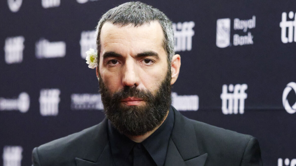 Ο Ρομέν Γαβράς κάνει ταινία τη μεγάλη ληστεία στο Λούβρο