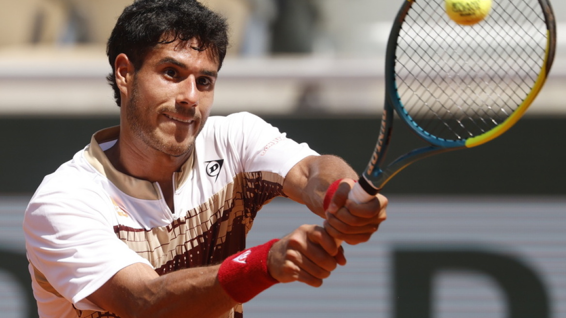 Πρόστιμο €65.000 από το Roland Garros σε Παραγουανό τενίστα για σεξιστική επίθεση σε Βραζιλιάνα διαιτητή: «Αυτά τα παιχνίδια πρέπει να τα σφυρίζουν άνδρες»